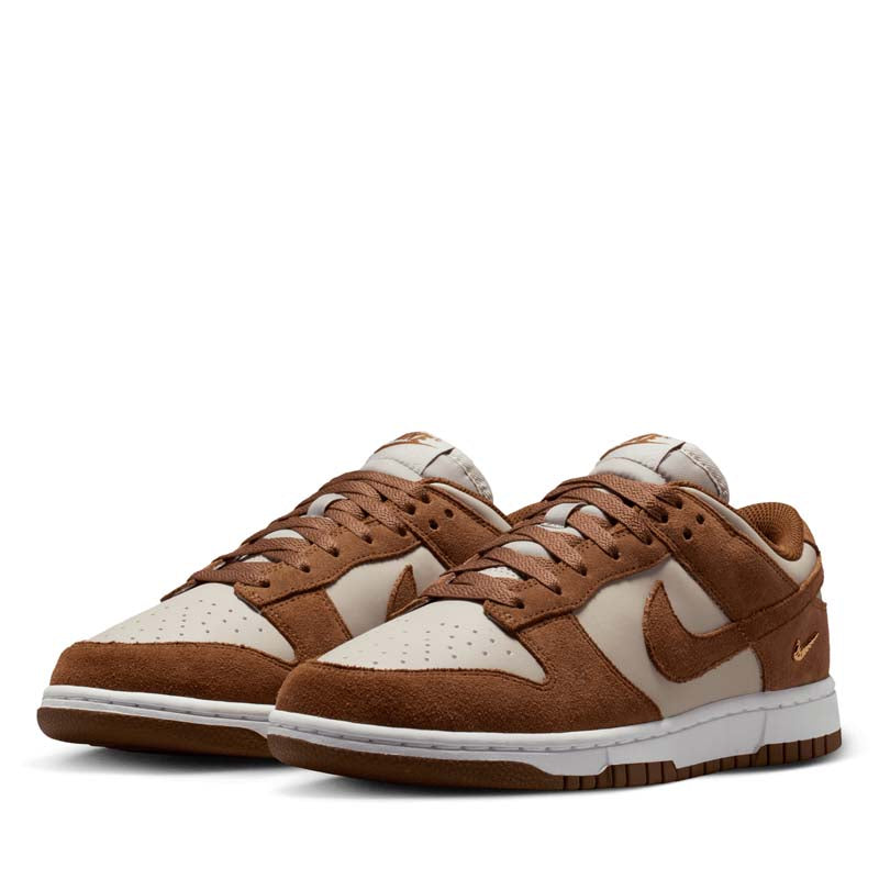 Nike Dunk Low Suede Women's - Light British Tan/Cream II - product view 2
