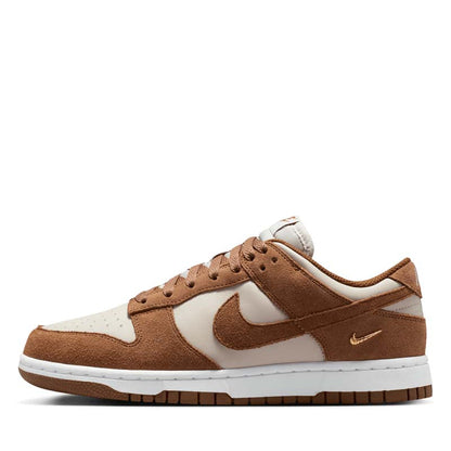Nike Dunk Low Suede Women's - Light British Tan/Cream II - product view 1
