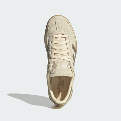 adidas Handball Spezial in Warm Vanilla / Thermal Chrome / Gum - view 2