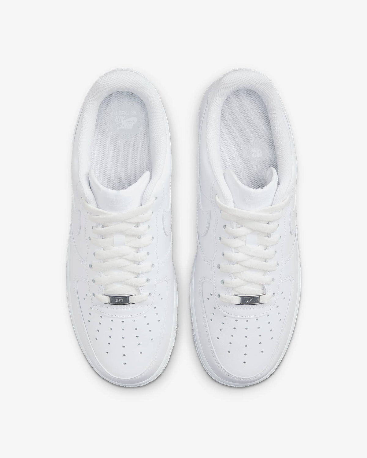 Nike Air Force 1 '07 in White / White